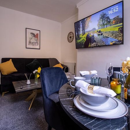 Chic Urban Retreat 1 Bedroom Gem In Covent Garden Londres Exterior foto