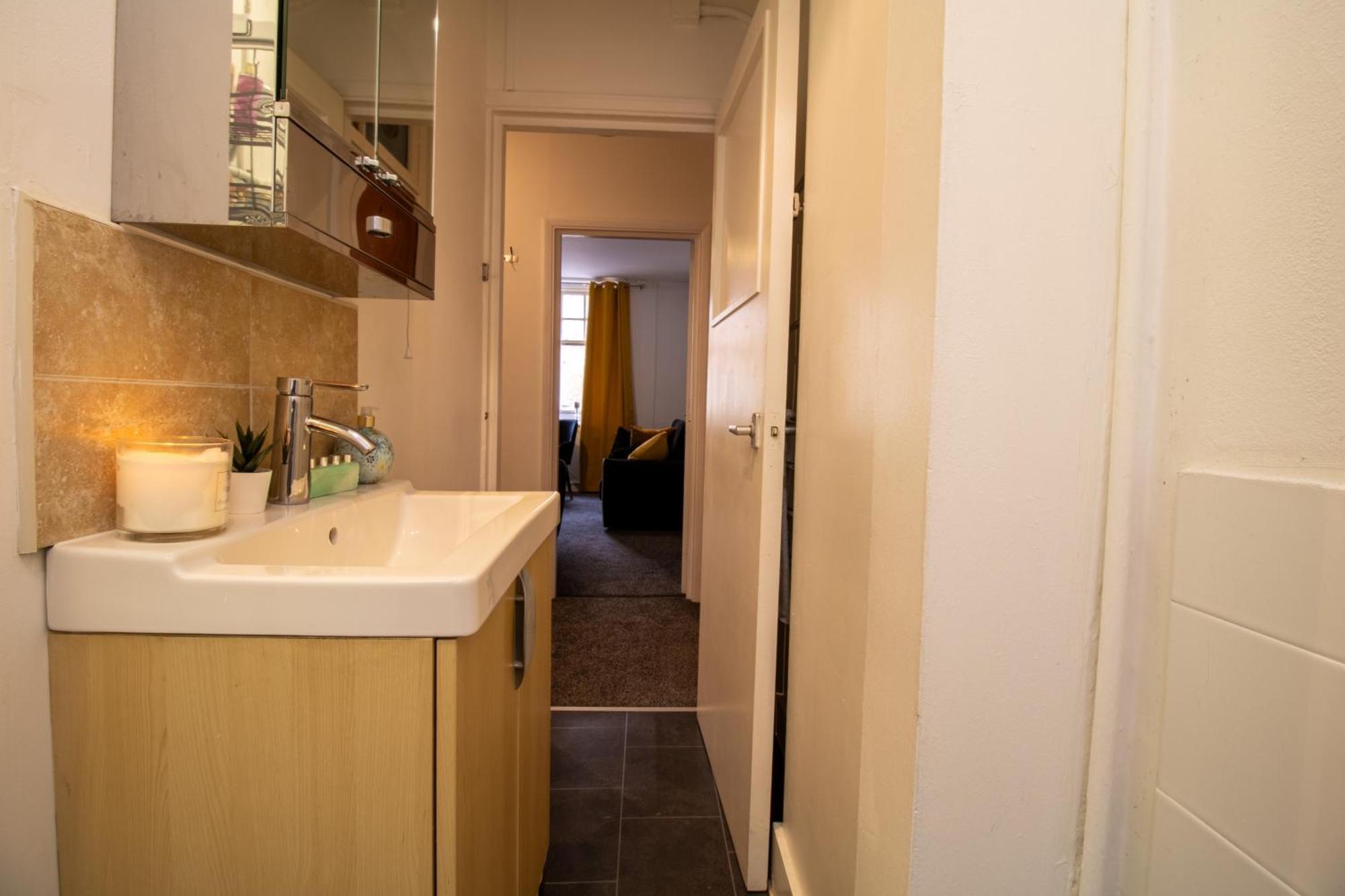 Chic Urban Retreat 1 Bedroom Gem In Covent Garden Londres Exterior foto